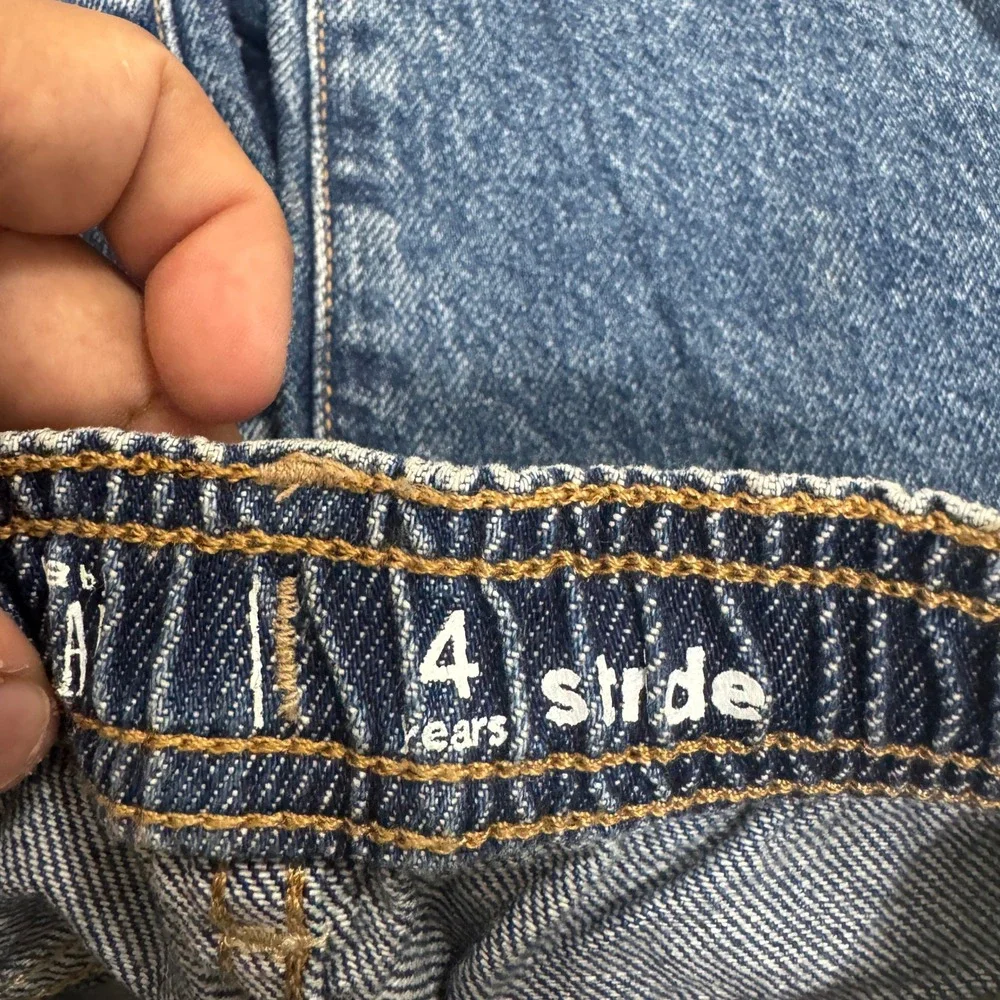 Baby GAP Stride Relaxed Wide Leg Jeans Medium Wash Blue 4 Years NWT